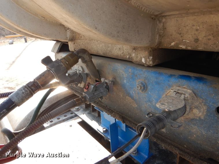 image for item GE9583 1979 Fruehauf end dump trailer