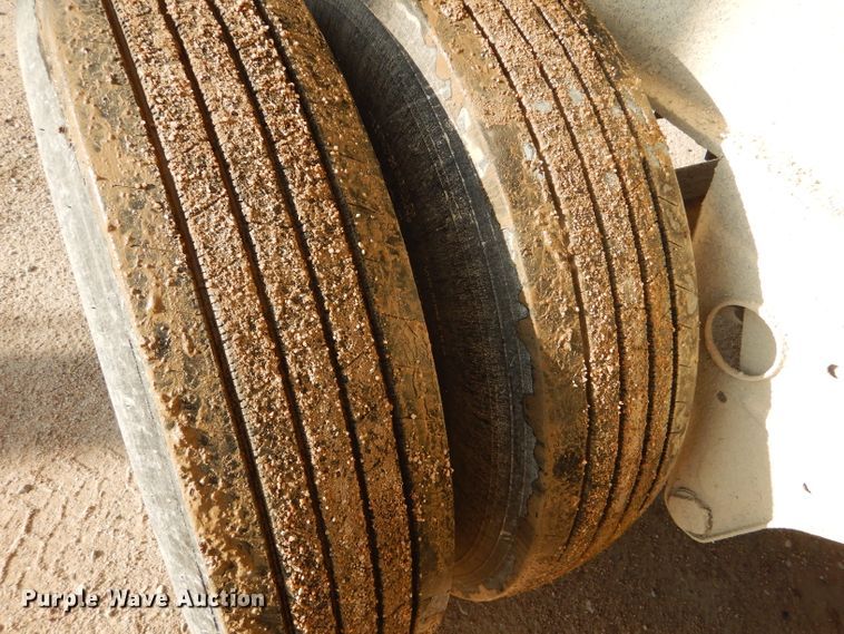 image for item GE9583 1979 Fruehauf end dump trailer