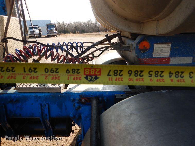 image for item GE9583 1979 Fruehauf end dump trailer