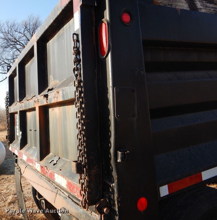 image for item GE9584 1999 Neville end dump pup trailer