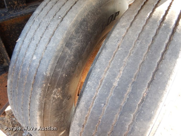 image for item GE9584 1999 Neville end dump pup trailer