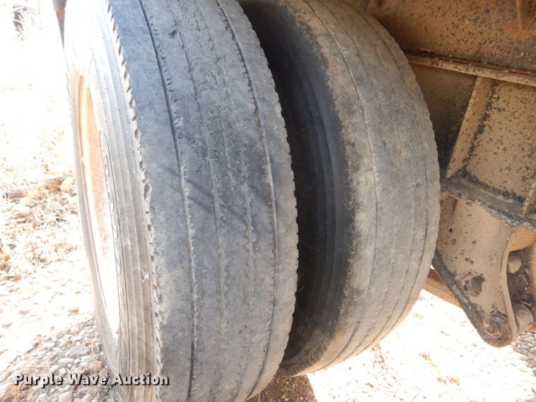 image for item GE9584 1999 Neville end dump pup trailer