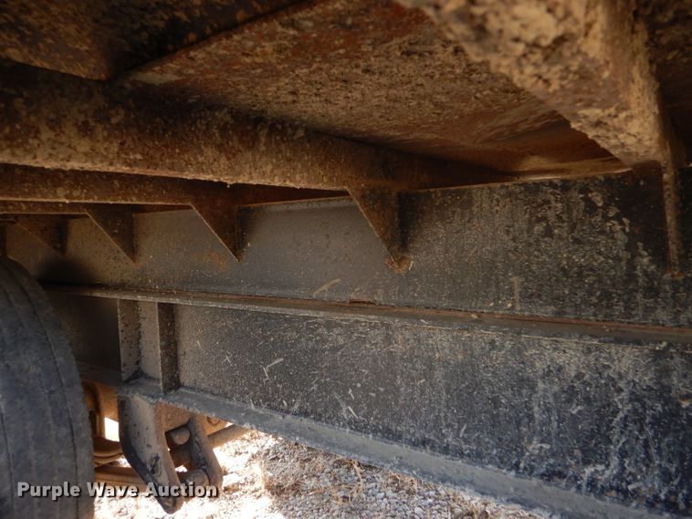 image for item GE9584 1999 Neville end dump pup trailer