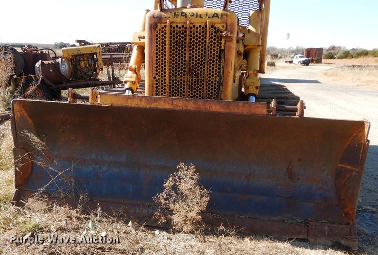 image for item GF9831 1972 Caterpillar D5 dozer