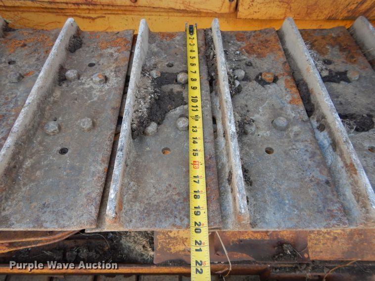 image for item GF9831 1972 Caterpillar D5 dozer