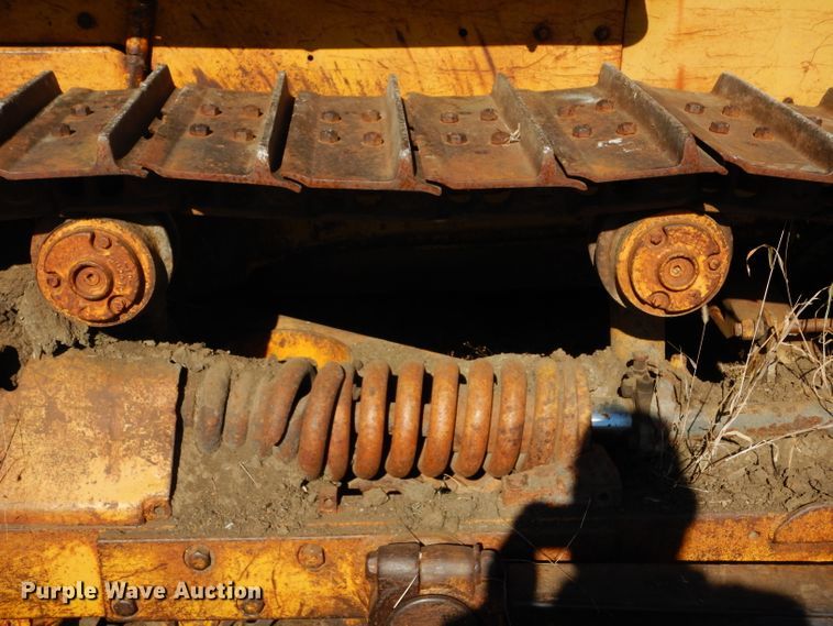 image for item GF9831 1972 Caterpillar D5 dozer