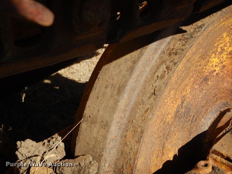image for item GF9831 1972 Caterpillar D5 dozer