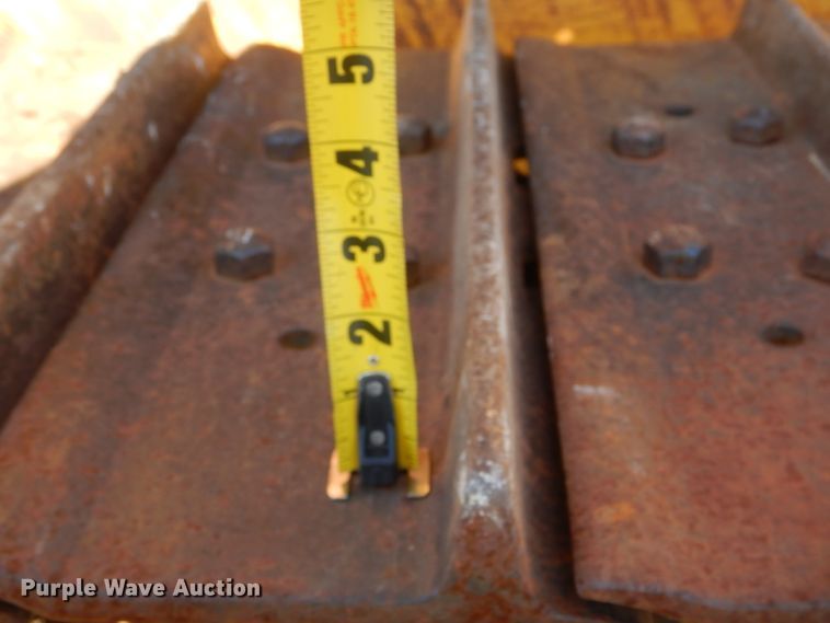 image for item GF9831 1972 Caterpillar D5 dozer