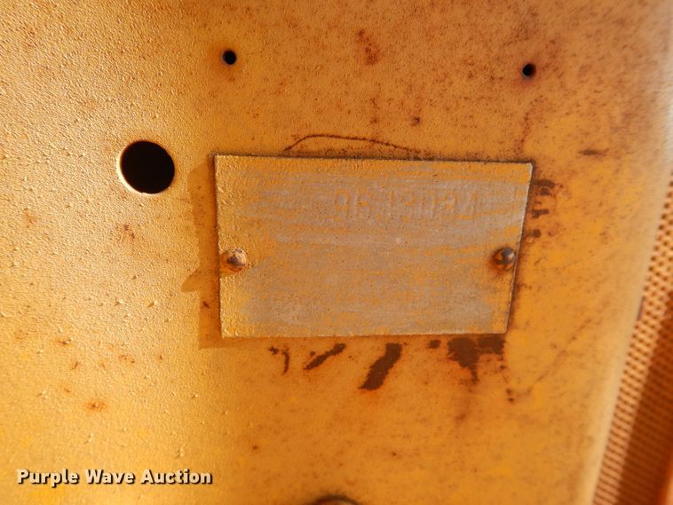 image for item GF9831 1972 Caterpillar D5 dozer