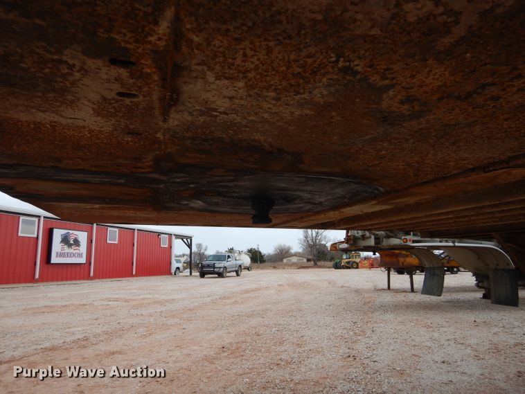 image for item GF9838 1990 Fruehauf FB915-12-53LP dry van trailer