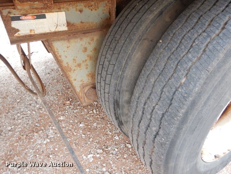 image for item GF9838 1990 Fruehauf FB915-12-53LP dry van trailer