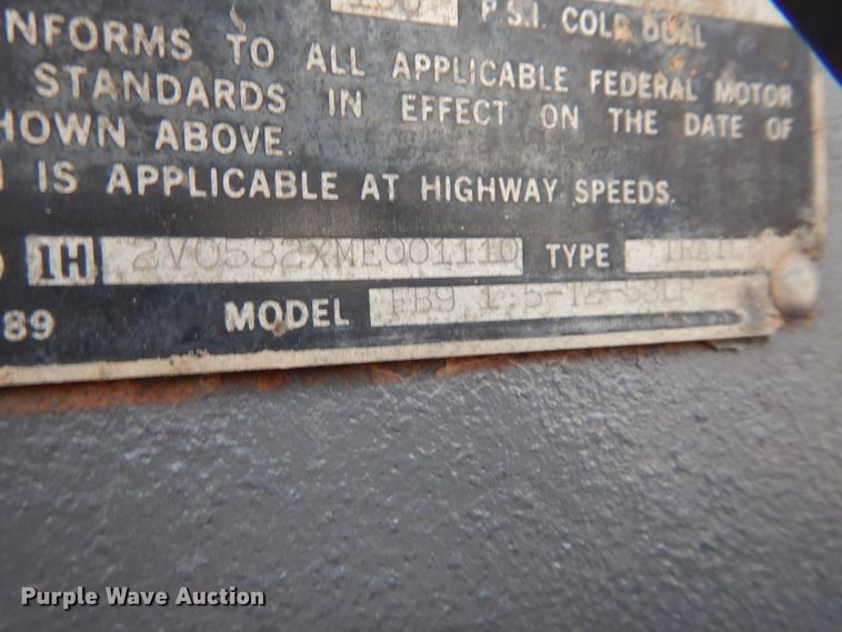 image for item GF9838 1990 Fruehauf FB915-12-53LP dry van trailer