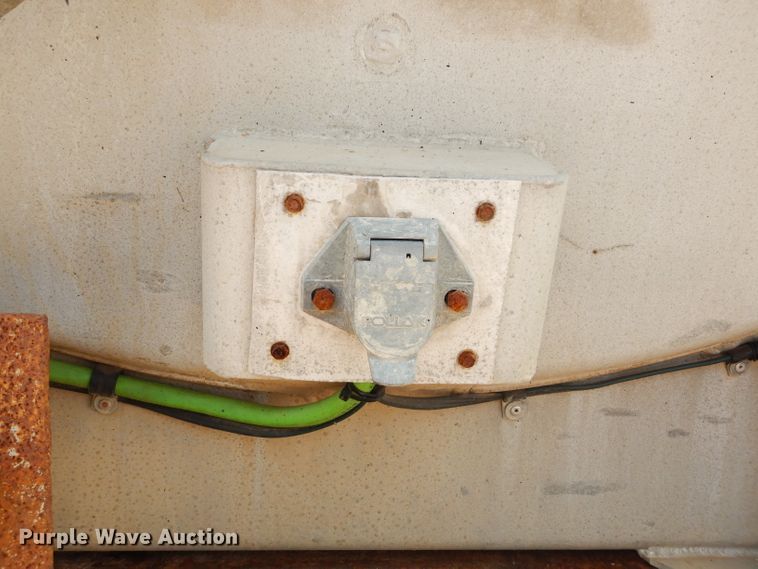 image for item GF9839 1968 Butler pneumatic dry bulk trailer