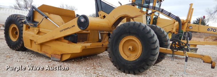 image for item GF9844 Caterpillar 60 scraper