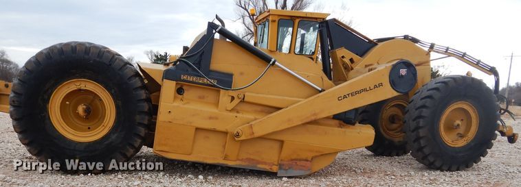 image for item GF9844 Caterpillar 60 scraper