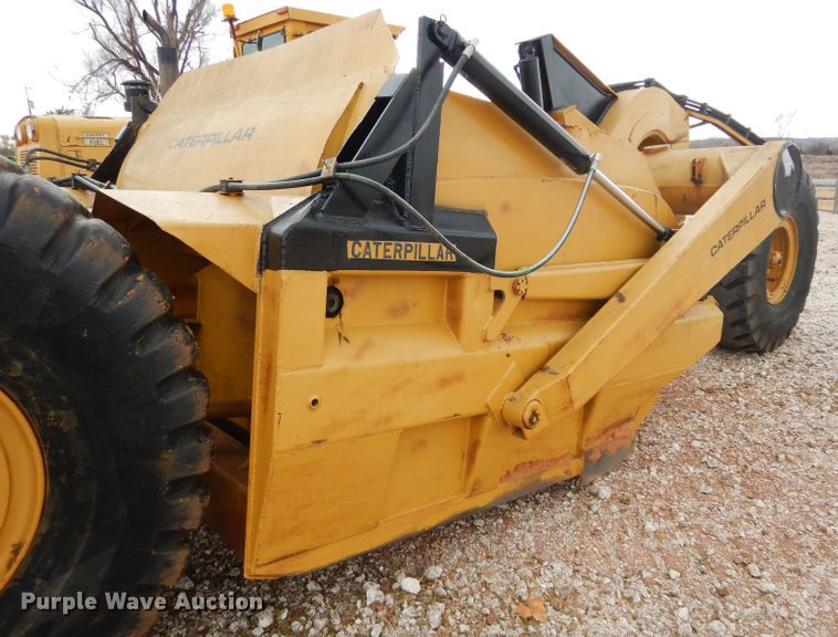 image for item GF9844 Caterpillar 60 scraper