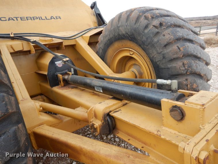 image for item GF9844 Caterpillar 60 scraper