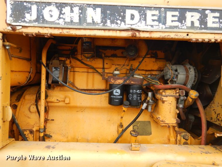 image for item GF9845 1980 John Deere 670A motor grader