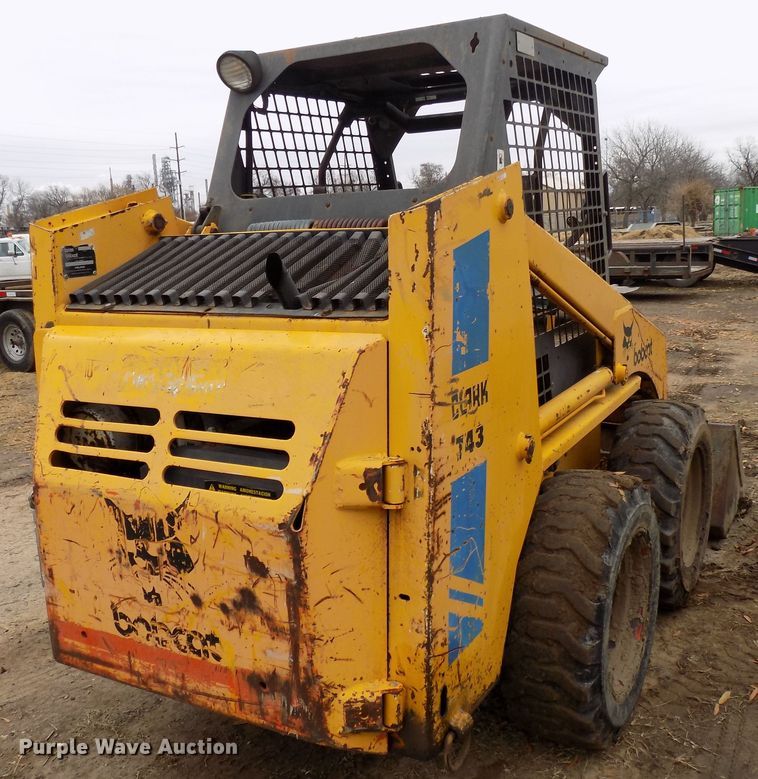 image for item GF9860 1983 Bobcat 743 skid steer