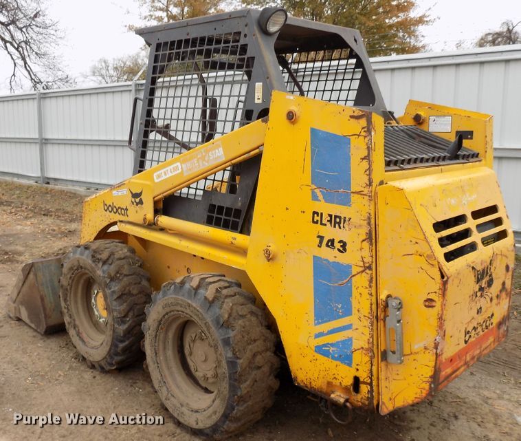 image for item GF9860 1983 Bobcat 743 skid steer