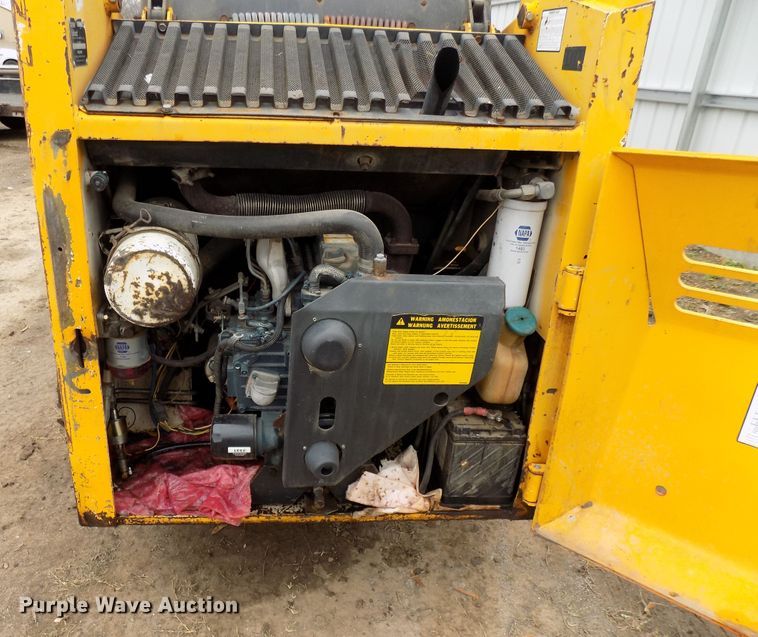 image for item GF9860 1983 Bobcat 743 skid steer