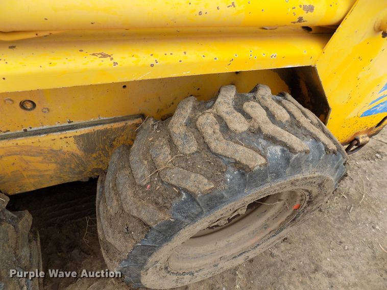 image for item GF9860 1983 Bobcat 743 skid steer