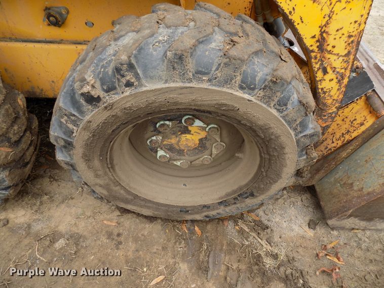 image for item GF9860 1983 Bobcat 743 skid steer