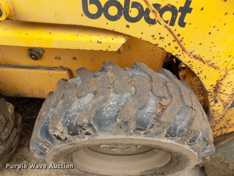 image for item GF9860 1983 Bobcat 743 skid steer
