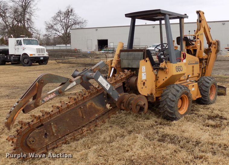 image for item GF9863 1996 Case 660 trencher