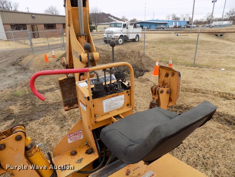 image for item GF9863 1996 Case 660 trencher