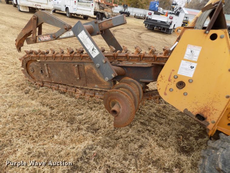 image for item GF9863 1996 Case 660 trencher