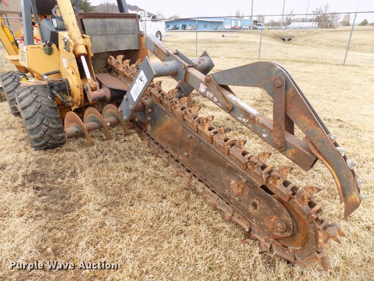 image for item GF9863 1996 Case 660 trencher