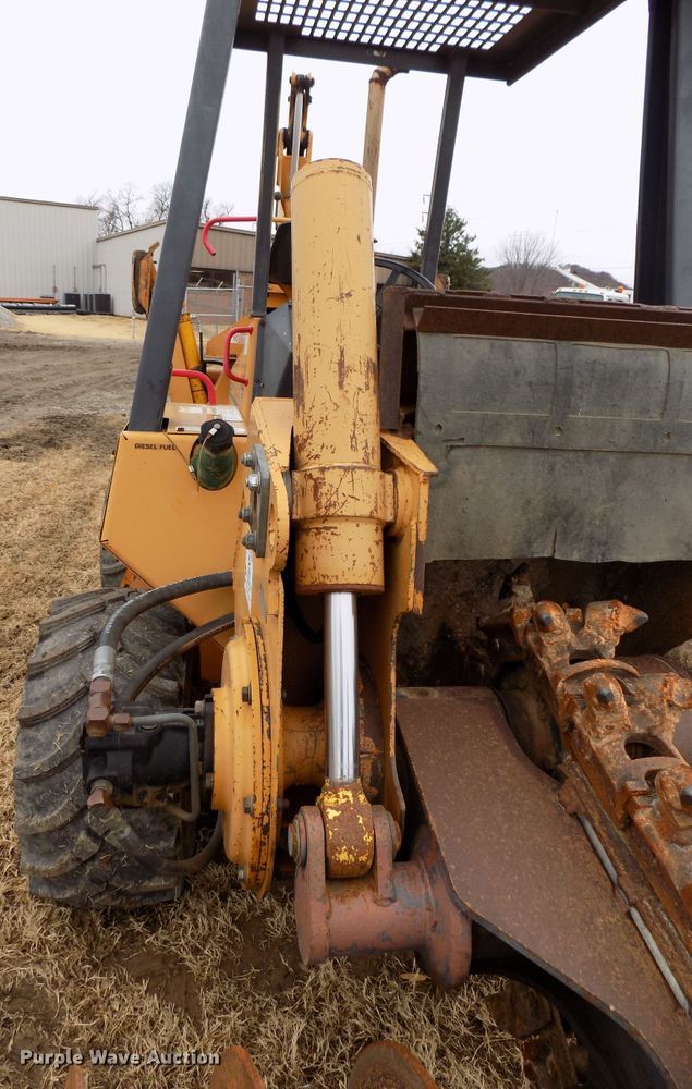 image for item GF9863 1996 Case 660 trencher