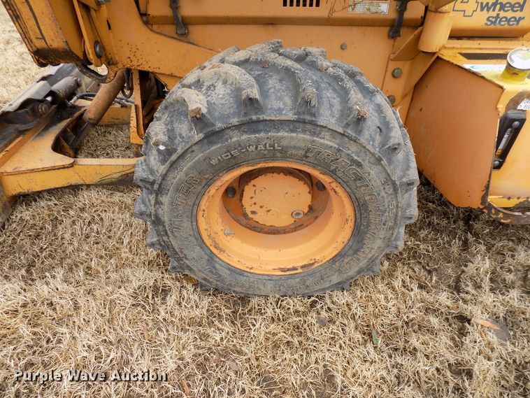 image for item GF9863 1996 Case 660 trencher