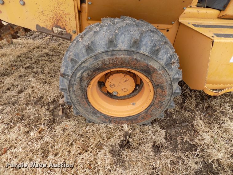 image for item GF9863 1996 Case 660 trencher