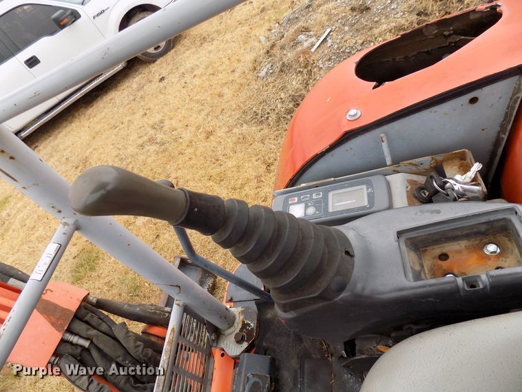 image for item GF9864 2000 Hitachi EX35U mini excavator