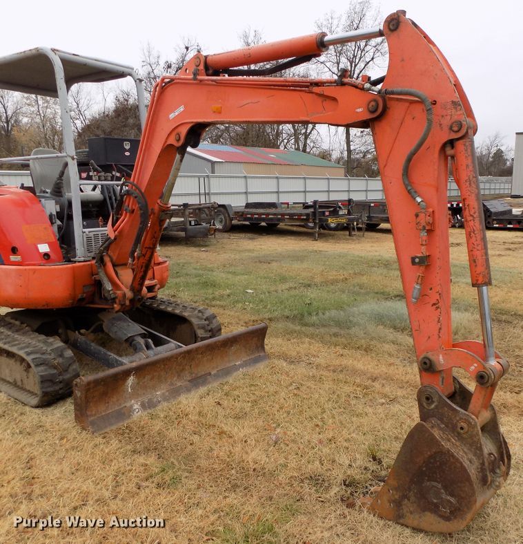 image for item GF9864 2000 Hitachi EX35U mini excavator