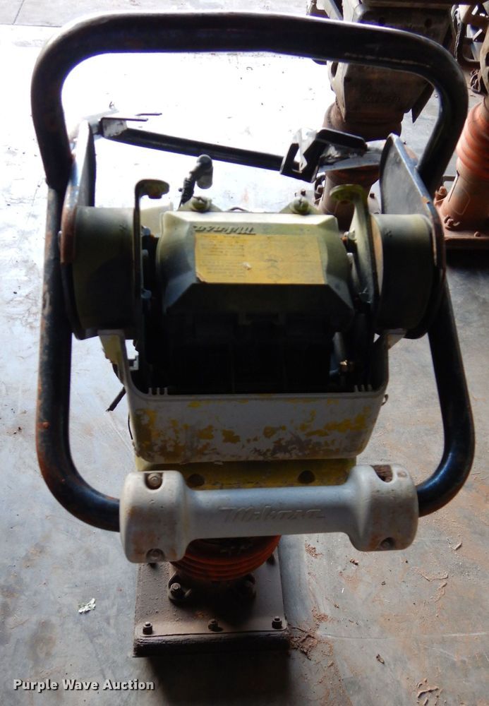 image for item GF9871 Approximately 6 Mikasa MTX-70 plate compactors