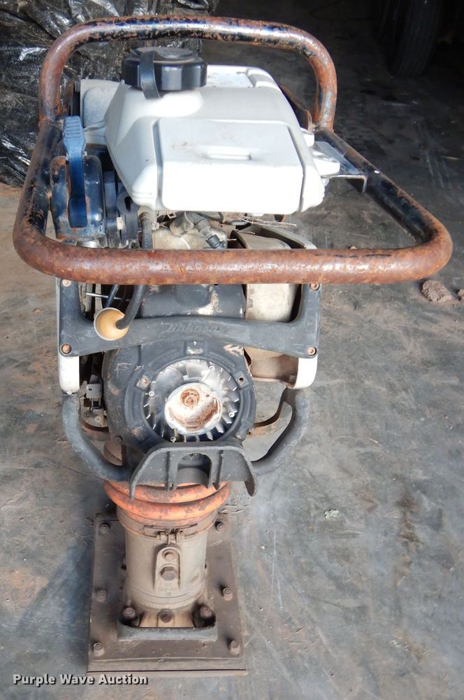 image for item GF9871 Approximately 6 Mikasa MTX-70 plate compactors