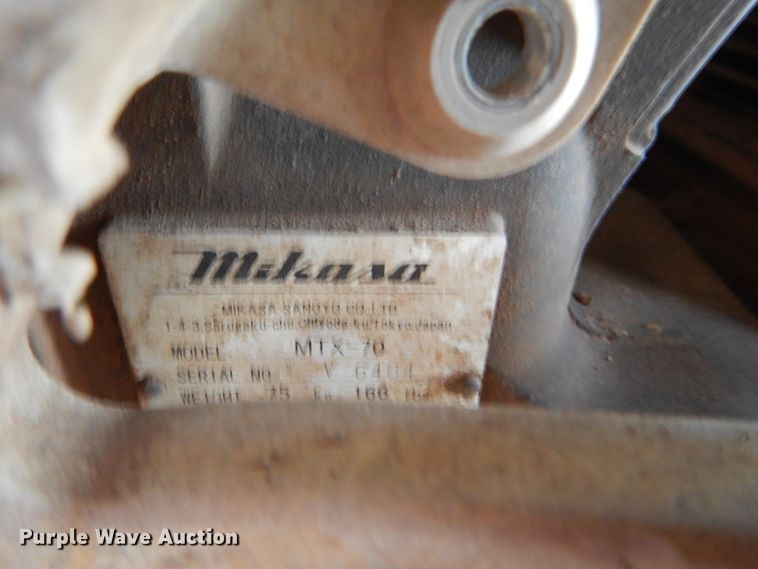 image for item GF9871 Approximately 6 Mikasa MTX-70 plate compactors