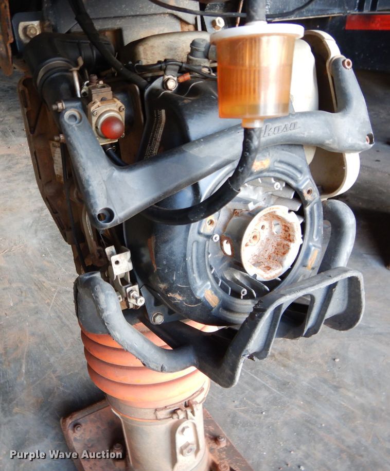 image for item GF9871 Approximately 6 Mikasa MTX-70 plate compactors