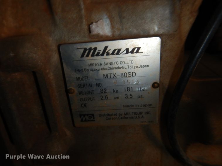 image for item GF9872 Approximately 4 mikasa MTX-80SD plate compactors