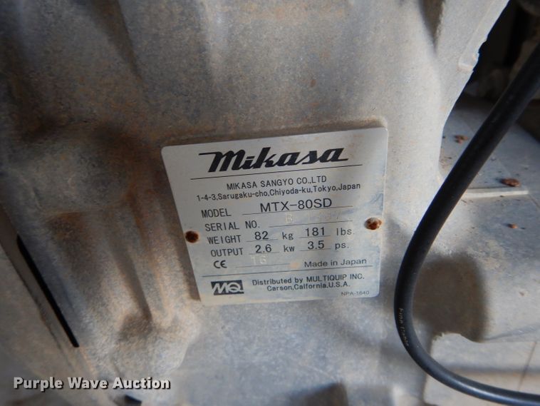 image for item GF9872 Approximately 4 mikasa MTX-80SD plate compactors