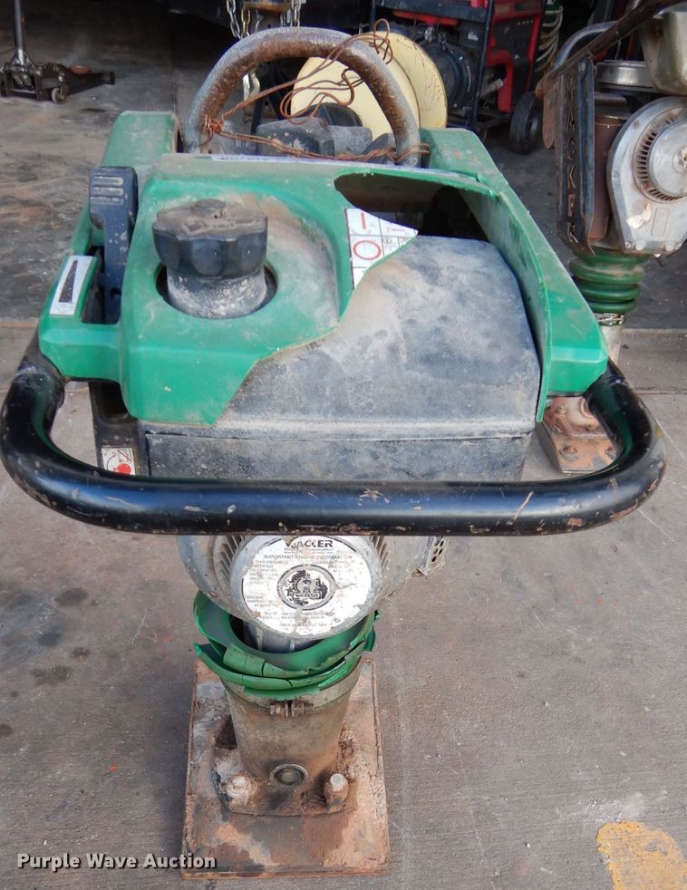 image for item GF9873 (2) Wacker plate compactors