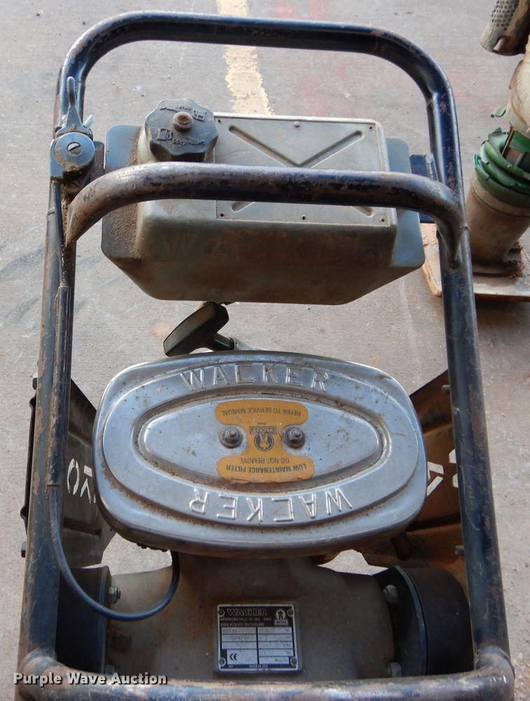 image for item GF9873 (2) Wacker plate compactors