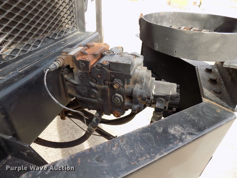 image for item GF9892 1995 Ford F800 oil distribution truck