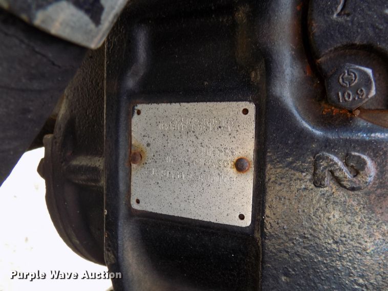 image for item GF9892 1995 Ford F800 oil distribution truck