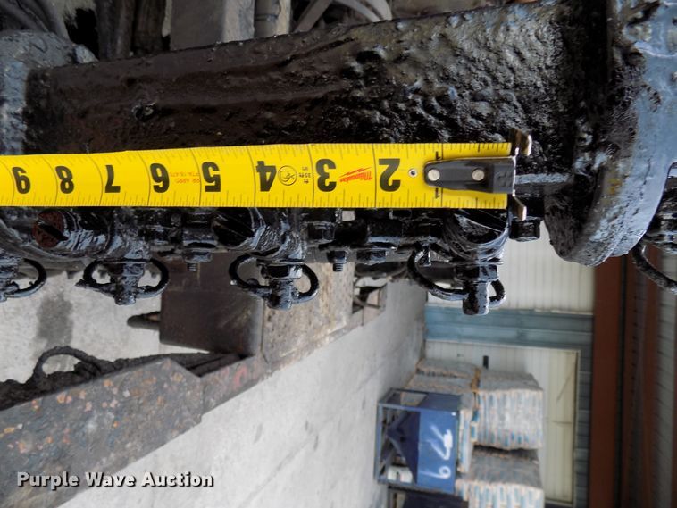 image for item GF9892 1995 Ford F800 oil distribution truck