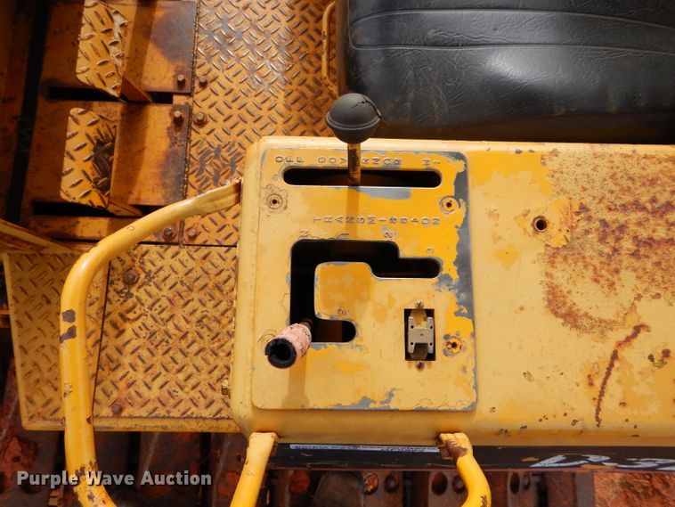 image for item GF9893 Caterpillar D3B dozer