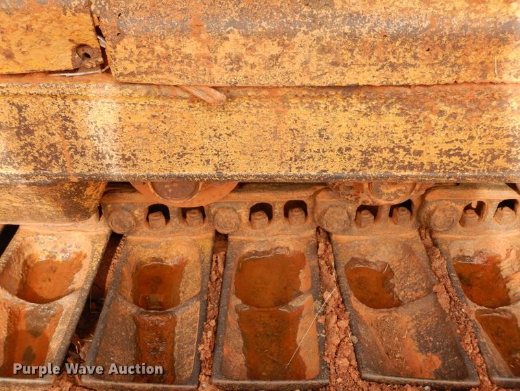 image for item GF9893 Caterpillar D3B dozer